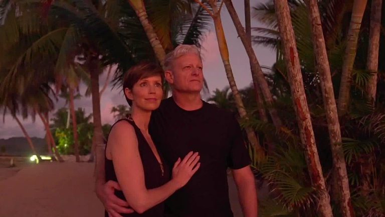 SUNSET_COUPLE_PIC