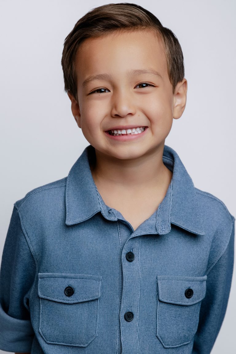 Daniel_Storrs_-_Headshot